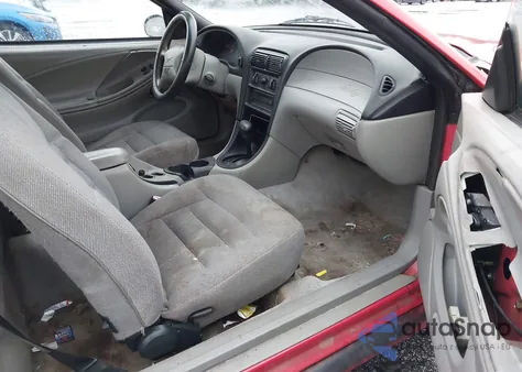 1998 Ford Mustang z USA, uszkodzony, nr VIN 1FAFP404XWF108265